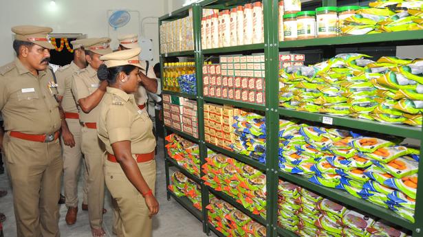 Police canteen opened in Ranipet, Tirupattur