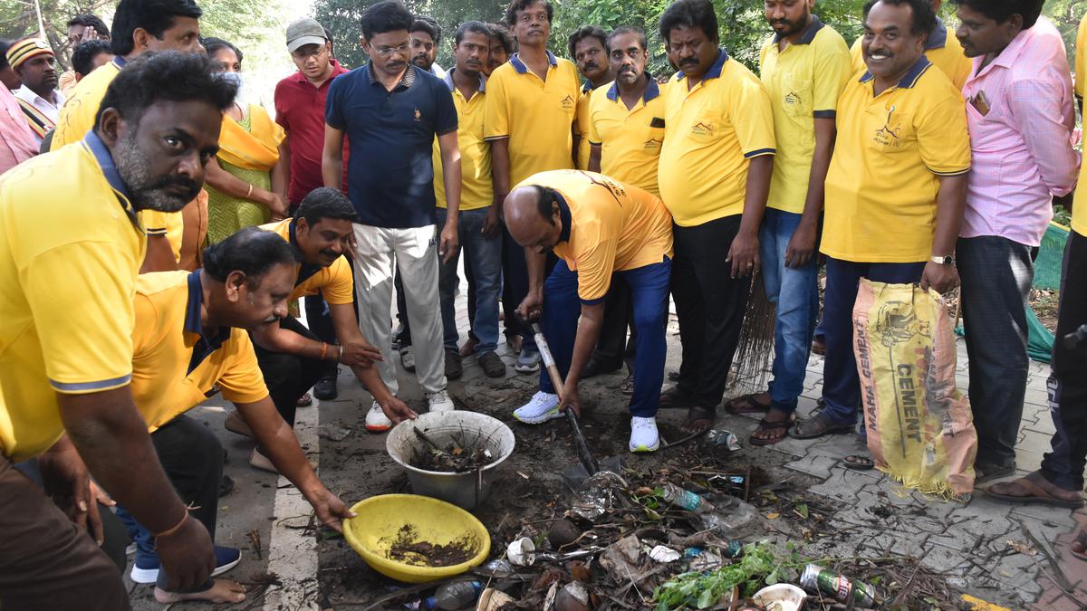 Mass cleaning drive launched ahead of Maha Deepam in Tiruvannamalai