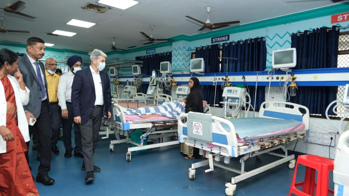 Union Health Secretary lauds upkeep of RGGGH