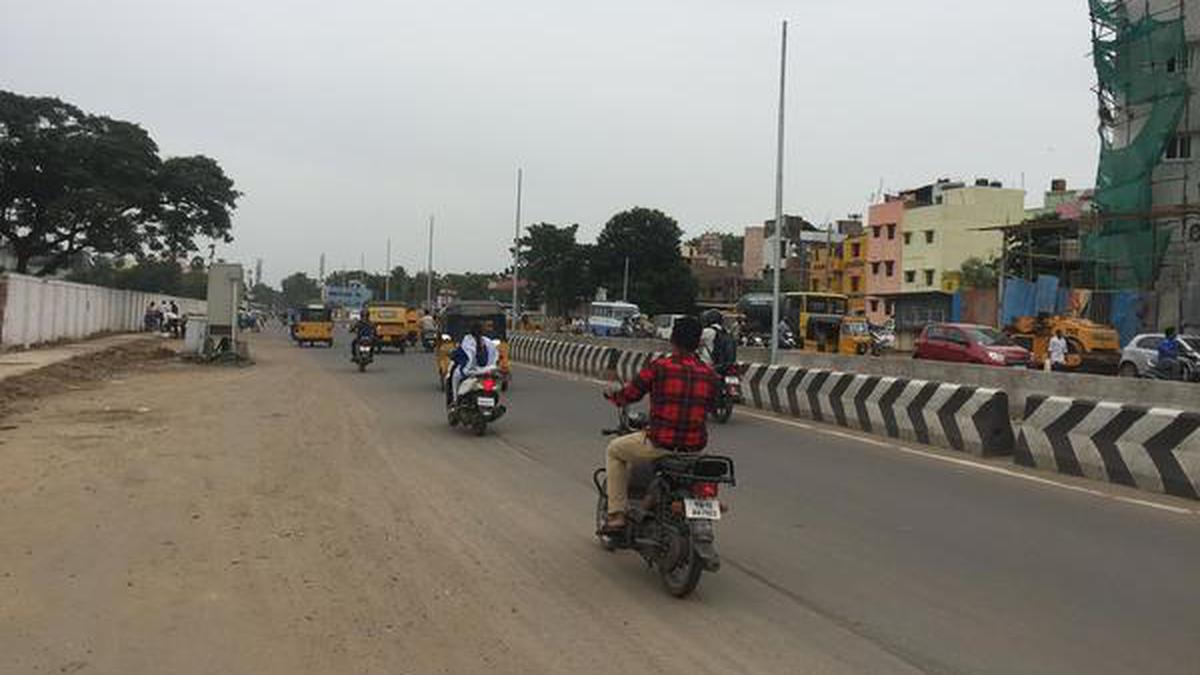 Widened section of Kaliamman Koil Street lacks safety features - The Hindu