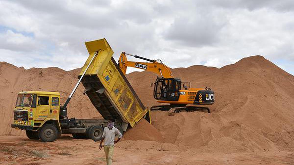 sand-lorry-owners-protest-in-chennai-the-hindu