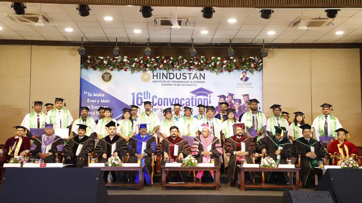 Over 2,500 students graduate at Hindustan Institute of Technology convocation