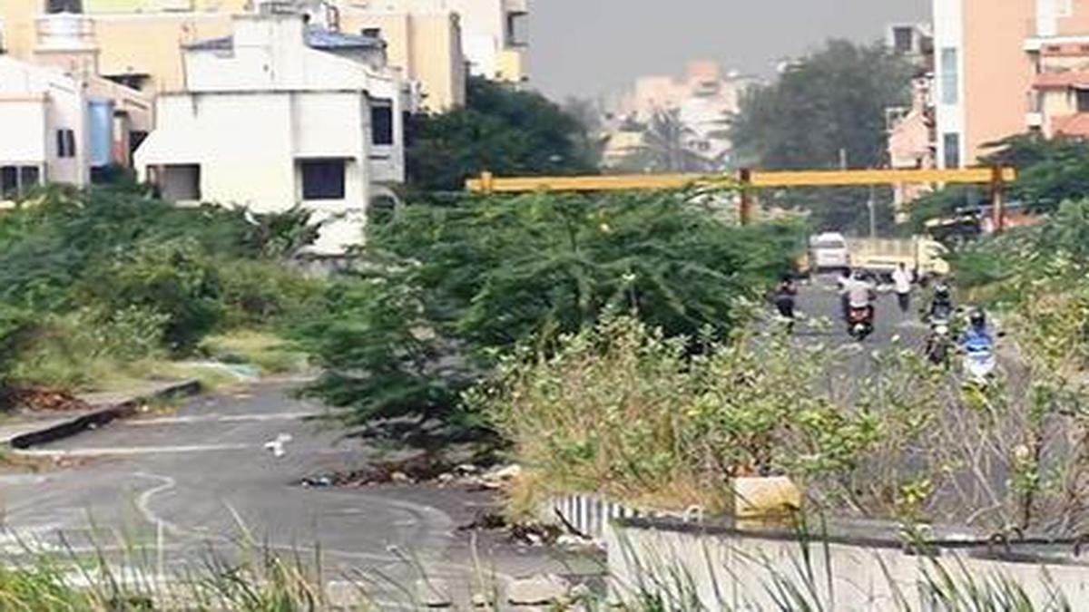 Velachery Station Road over bridge to be completed by this yearend