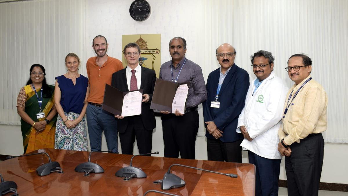 Lycee Francais school-MGMCRI pact on mental health for students