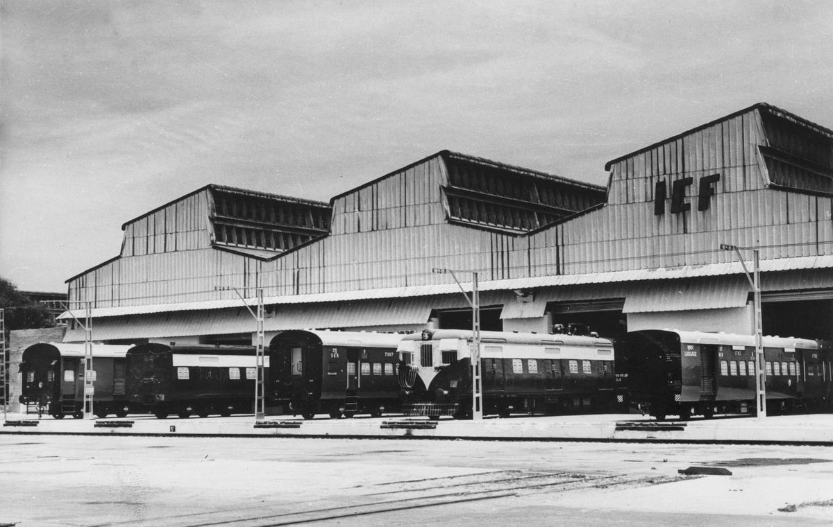 The Schweizerische Wagons- und Aufzügefabrik AG aka the Swiss Railcar and Lift Factory Corporation entered into a collaboration with the Indian Railways to establish the Integral Coach Factory. The Schweizerische Wagons- und Aufzügefabrik AG aka the Swiss Railcar and Lift Factory Corporation entered into a collaboration with the Indian Railways to establish the Integral Coach Factory.
