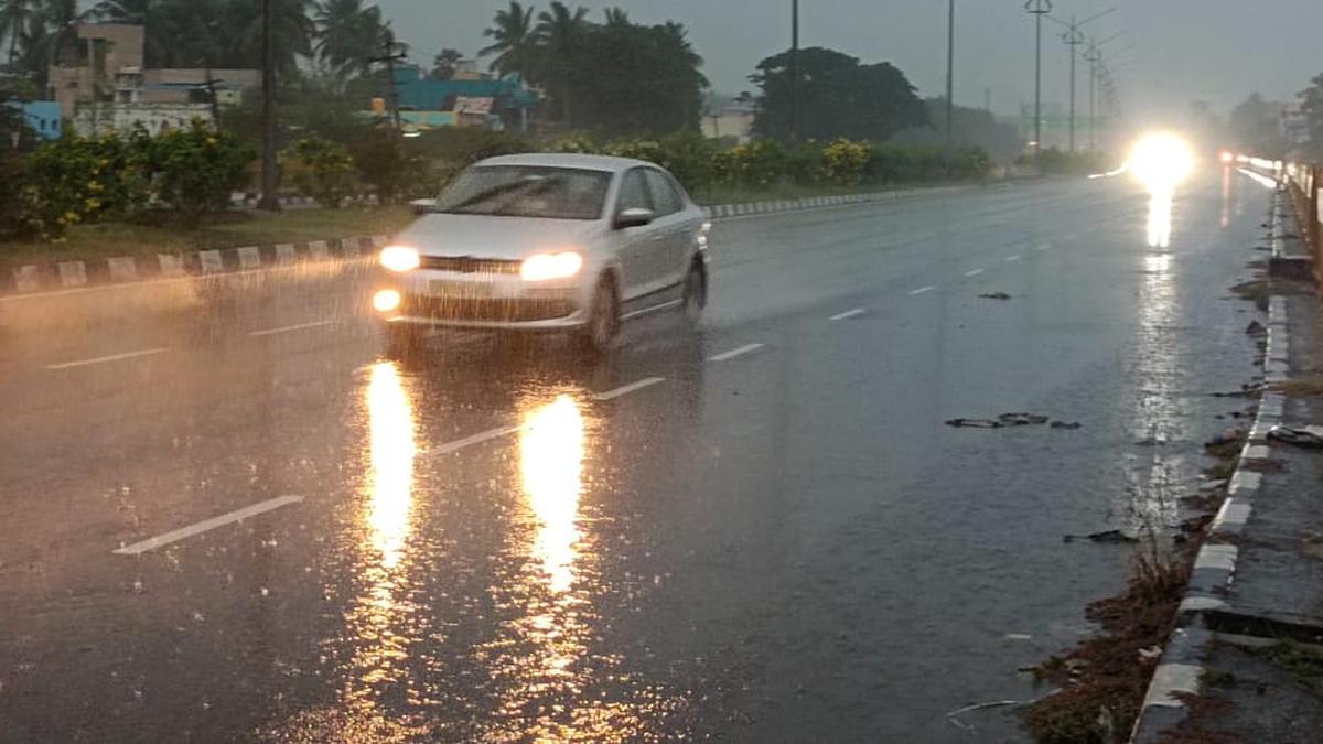 Rain lashes Vellore, nearby districts