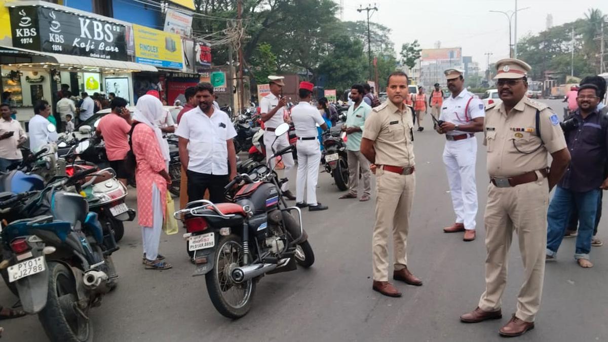 Police conduct special drive to enforce helmet rule in Puducherry