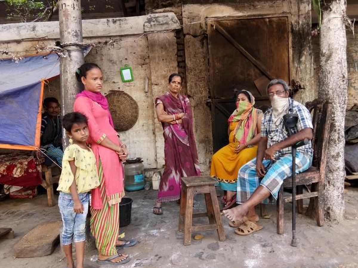 How beggars children are running