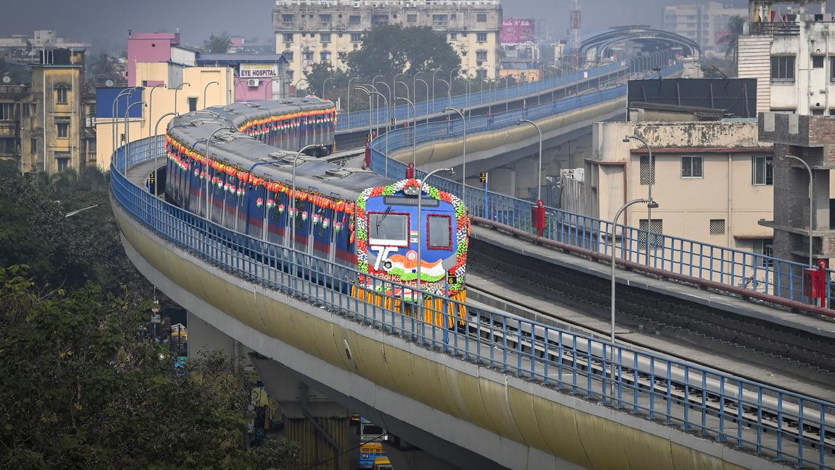 Ignoring fellow passengers in public transport can have a psychological impact, finds study