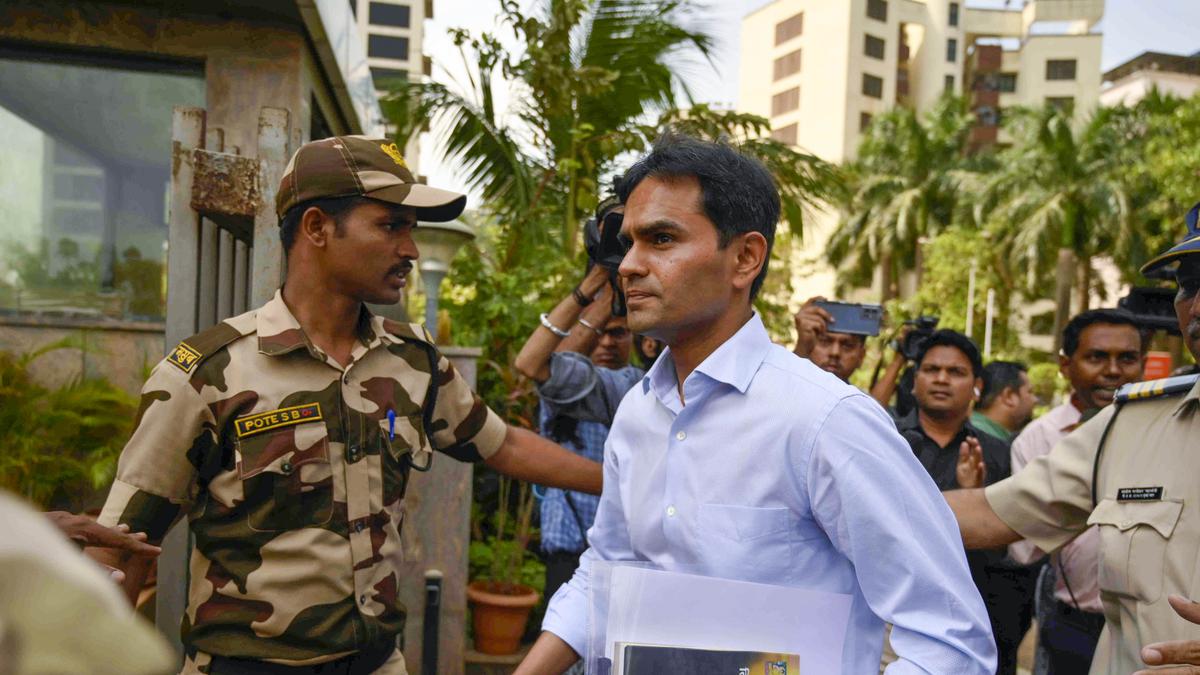 Money laundering case: ED tells Bombay HC it won’t arrest Sameer Wankhede till March 1