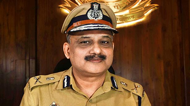 Messages that warned of 26/11-like attack came from number had Pak code: Mumbai police chief