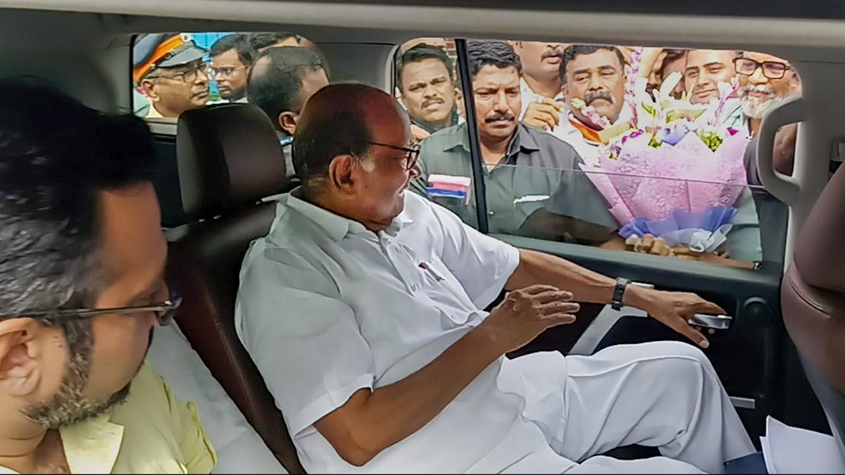 Sharad Pawar on his tour: “I am neither tired, nor retired”