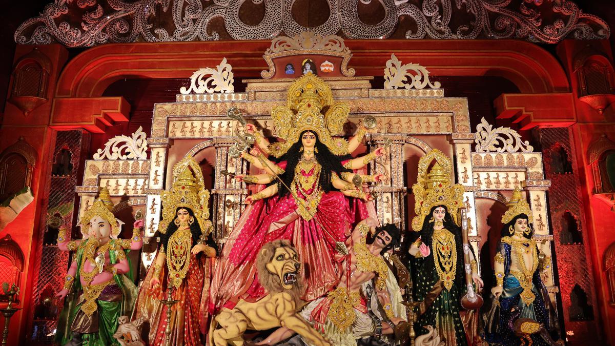 Maharashtra government honours Bengal Club as a heritage Durga Puja pandal in Mumbai