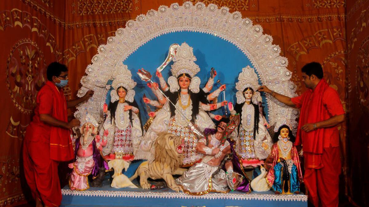 A complete Durga Puja guide for Mumbaikars 