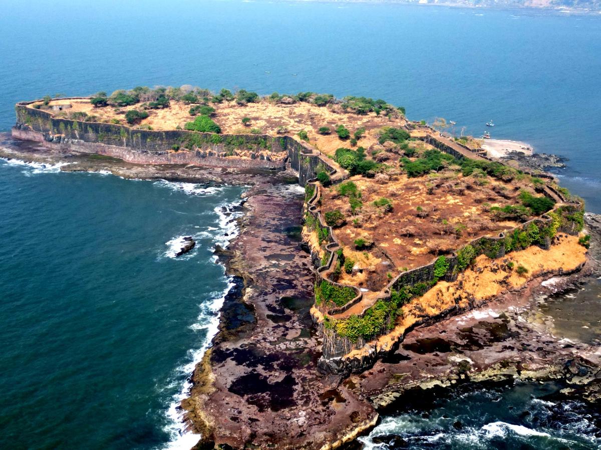 Suvarnadurg Fort