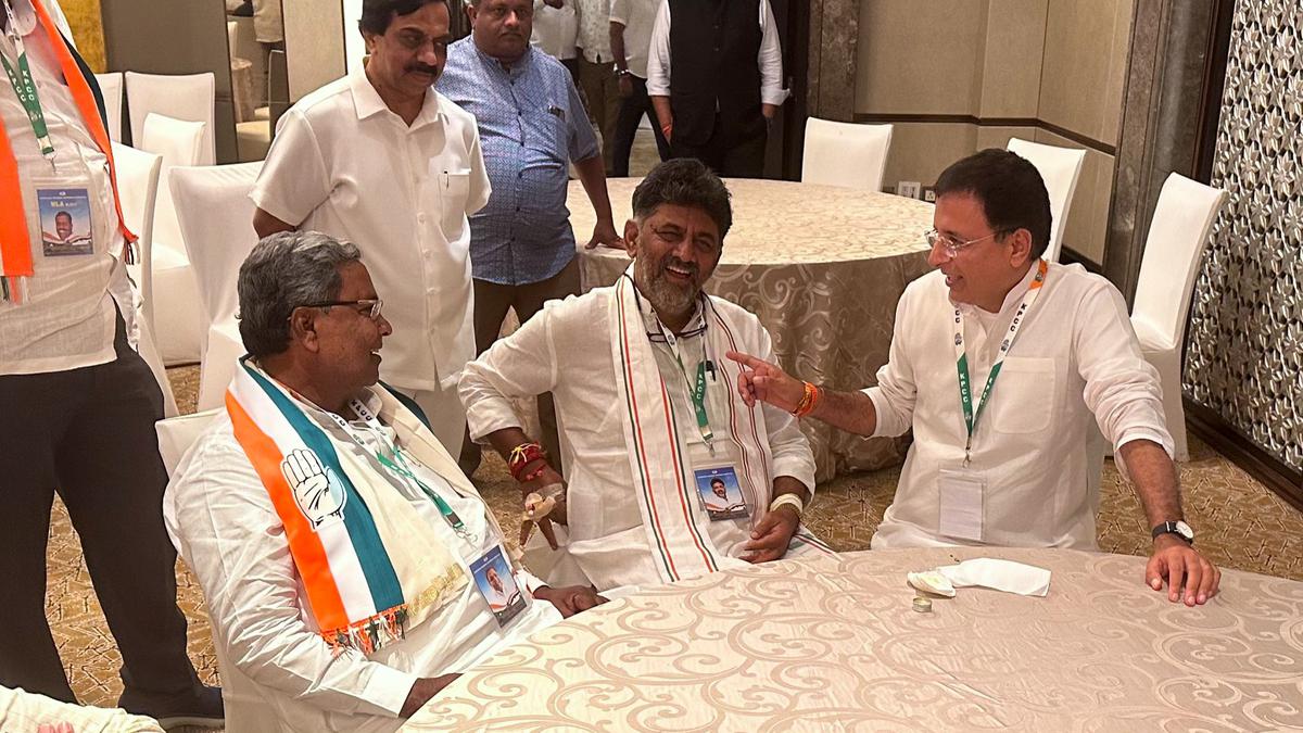 As race for Karnataka CM post intensifies, Siddaramaiah leaves for Delhi