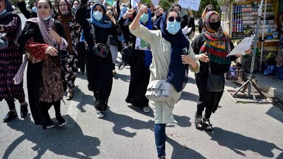 Afghanistan crisis updates | Taliban disperse Kabul rally, arrest journalists