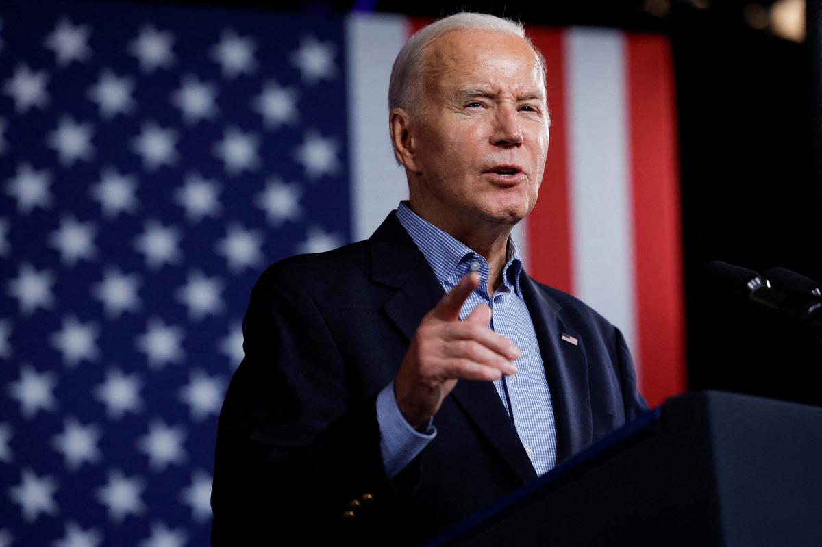 Joe Biden mengatakan dia tidak pernah bermaksud menyimpan dokumen rahasia;  Hoare berdiri di samping laporan peringatan presiden