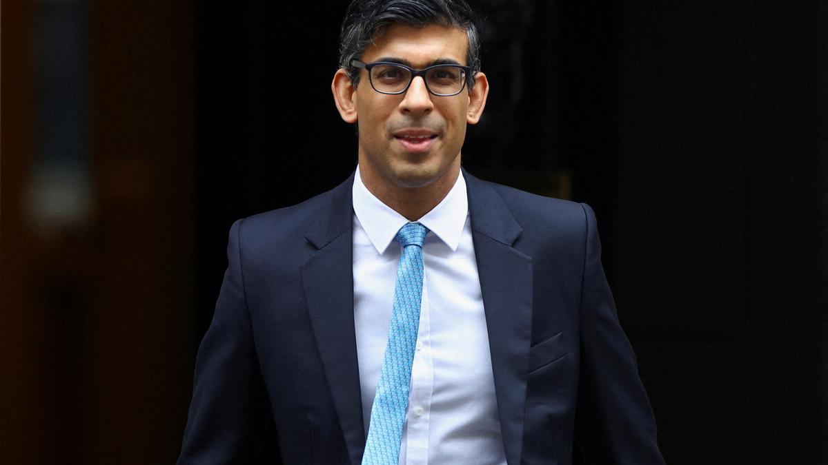 British PM Rishi Sunak pledges to 'give everything' for new Brexit deal ...