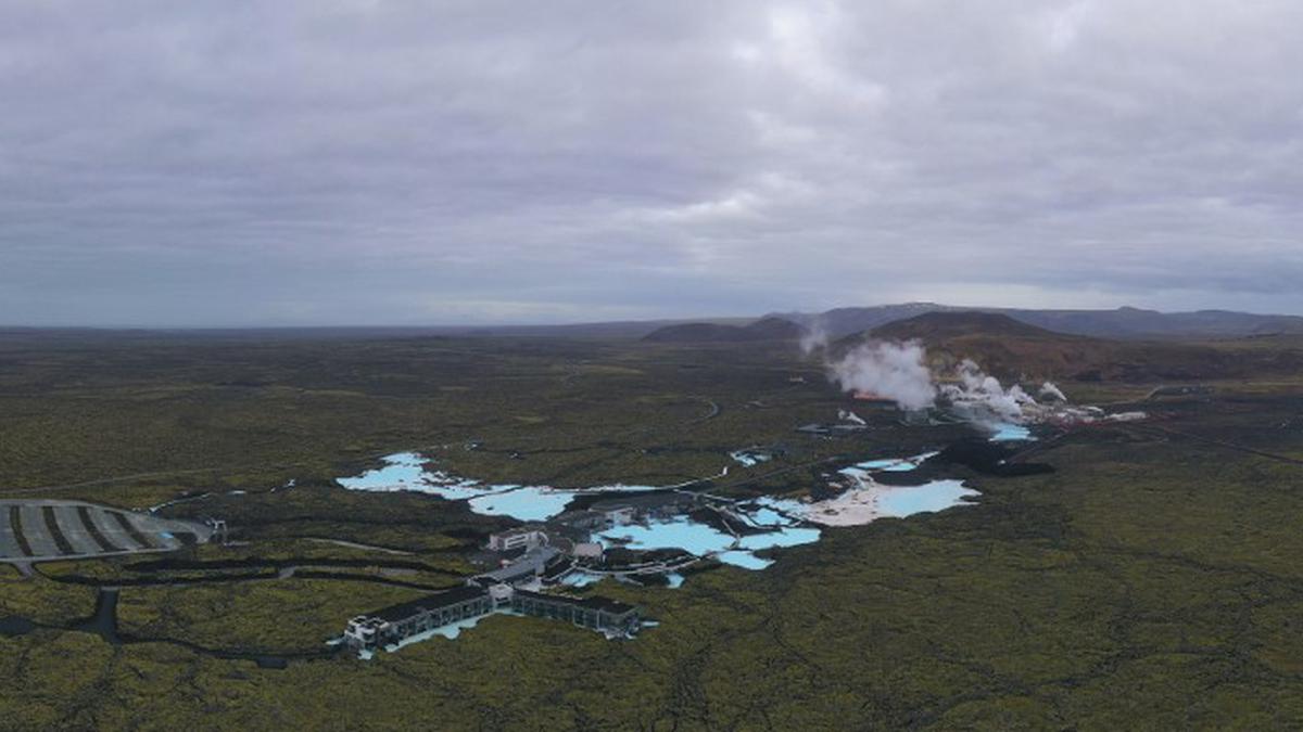 Iceland declares state of emergency after series of powerful earthquakes rock Reykjanes peninsula