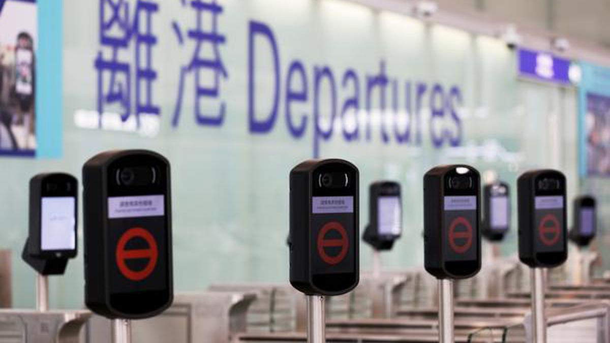 Hong Kong to ban passenger flights from U.K. to curb virus