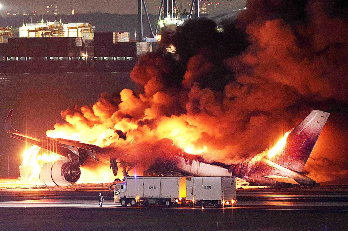 Japan Airlines plane catches fire at Tokyo's Haneda Airport after collision  with Coast Guard aircraft - The Hindu