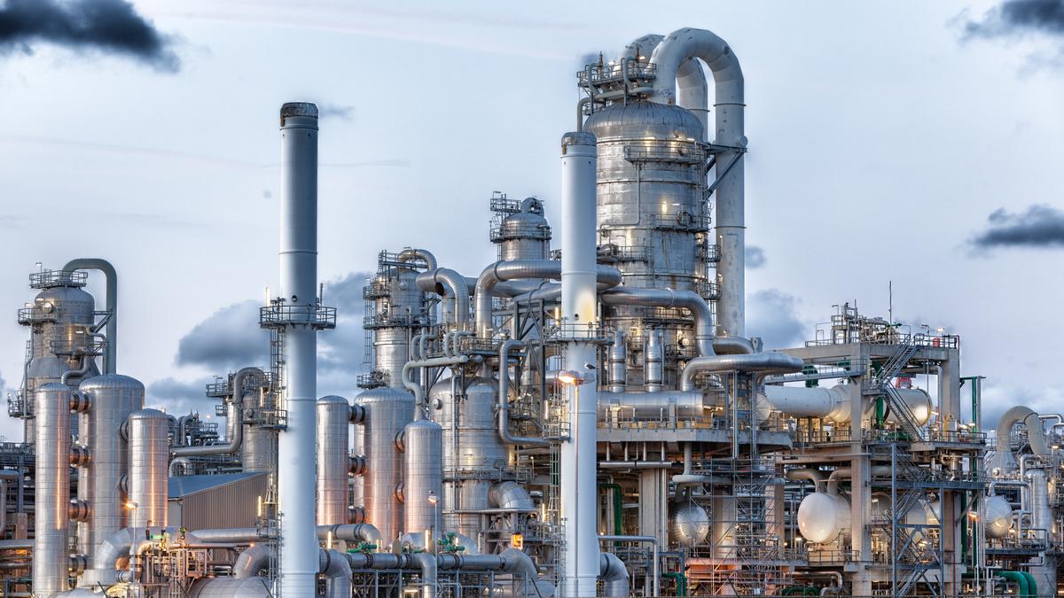 Refiners in India, elsewhere in Asia look to buy Iranian oil after U.S. waives sanctions Refiners in India, elsewhere in Asia look to buy Iranian oil after U.S. waives sanctions