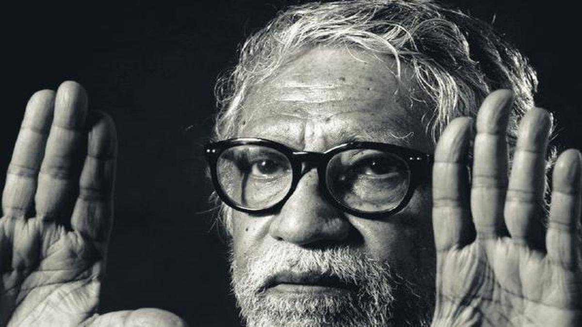 Filmmaker Dharmasena Pathiraja dead - The Hindu