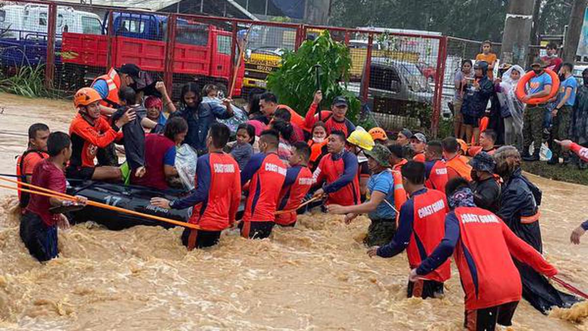 Super Typhoon Rai hammers Philippines