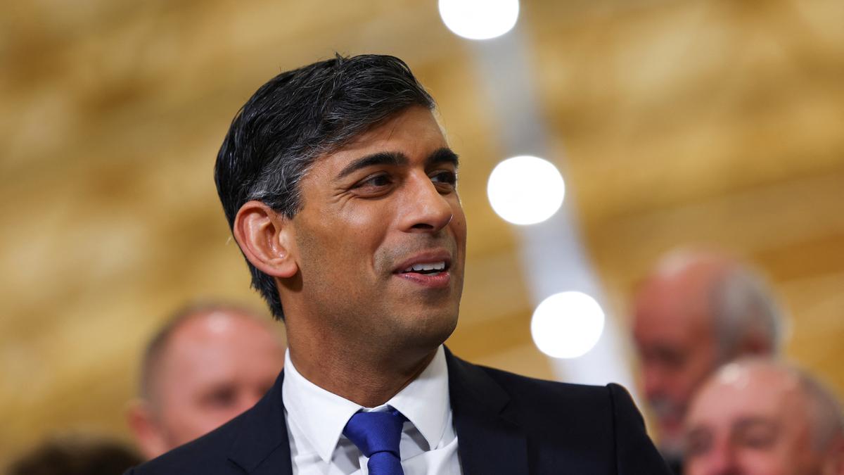 British Prime Minister Rishi Sunak promises to work ‘as hard as ever’ after disastrous local elections