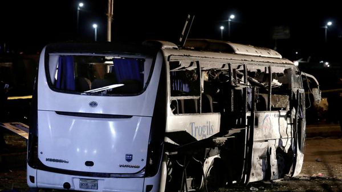 Four killed, 10 injured in bombing of tourist bus near Giza pyramids ...