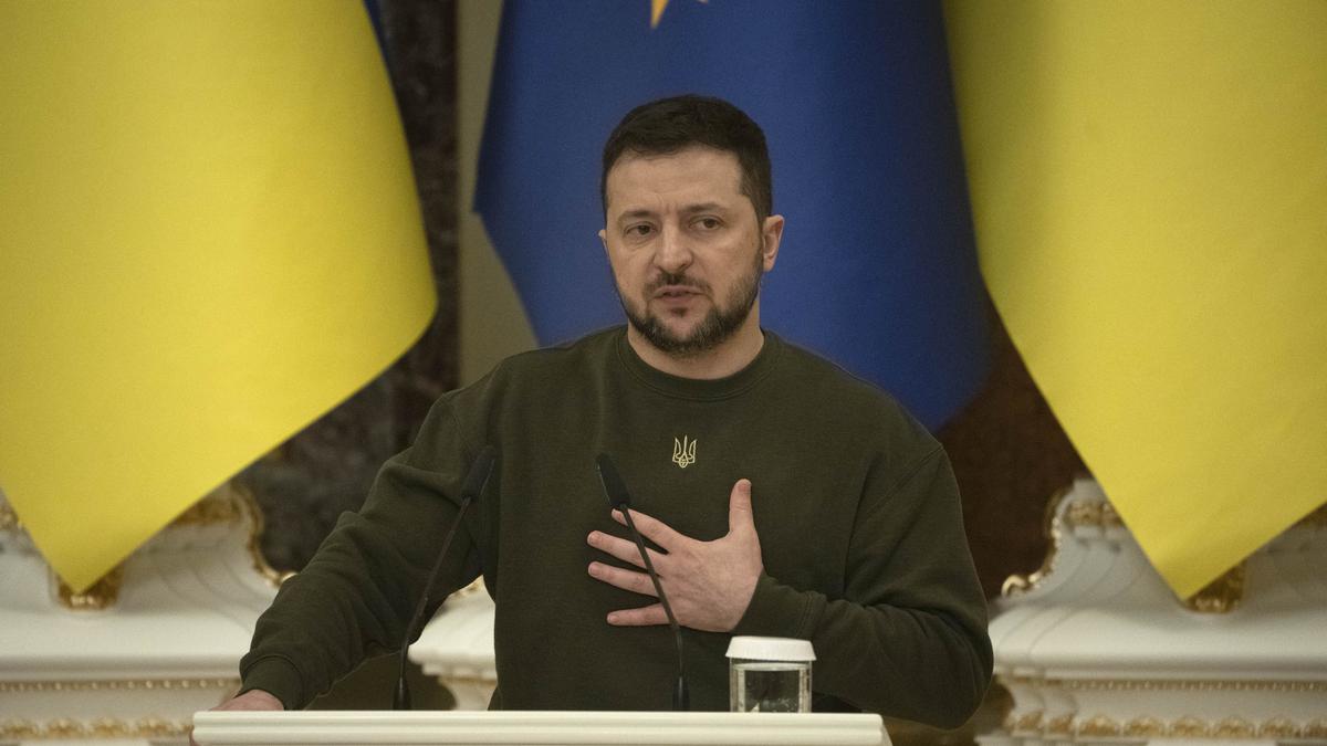 Senior Ukrainian officials depart amid corruption crackdown