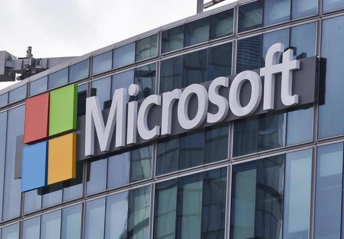 Pentagon hands Microsoft $10-billion 'war cloud' deal, snubs Amazon - The  Hindu