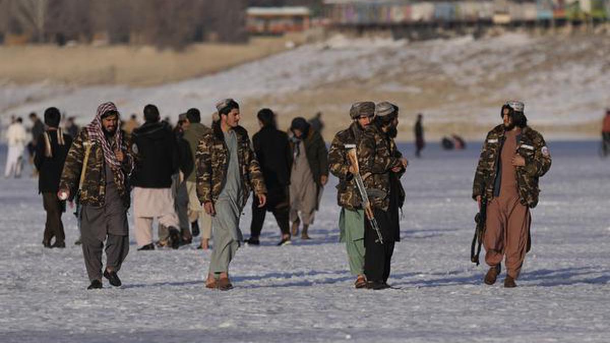 Taliban free detained UNHCR staff, 2 foreign journalists