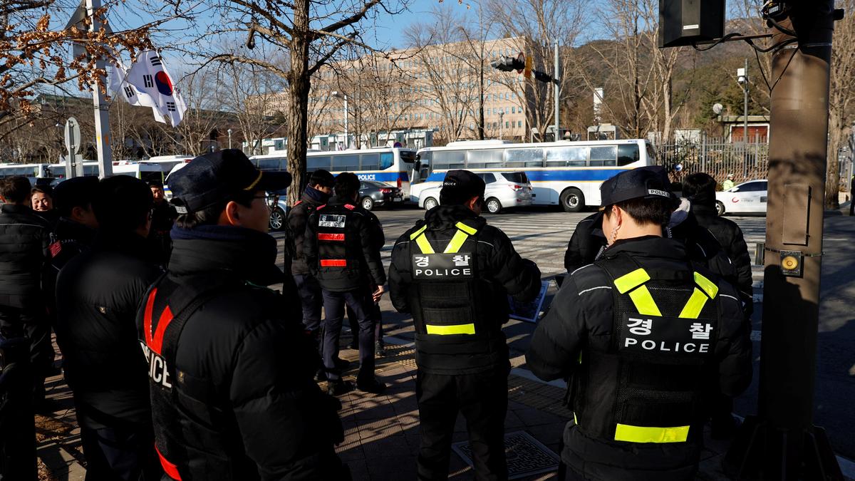 South Korea’s impeached President Yoon Suk Yeol defies warrant after hours long standoff