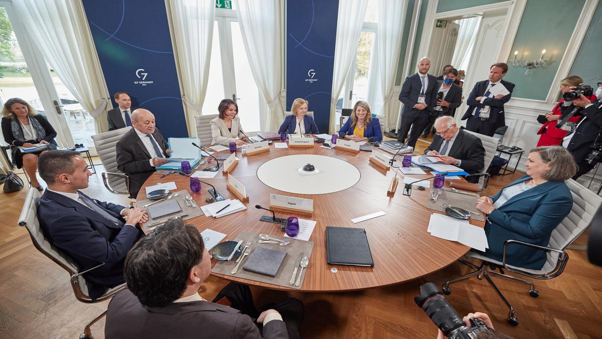 G7 plans €15 billion in aid for Ukraine, Russia calls it ‘outright theft’