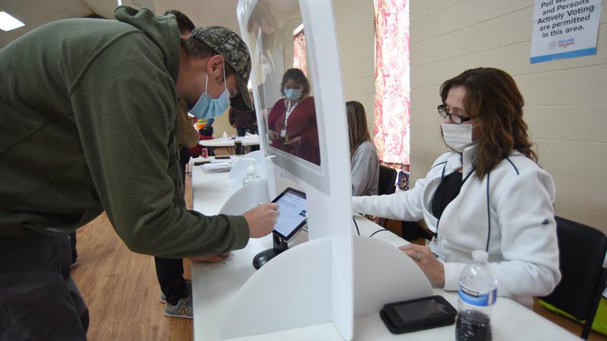 Georgia deciding U.S. Senate control in election's final day