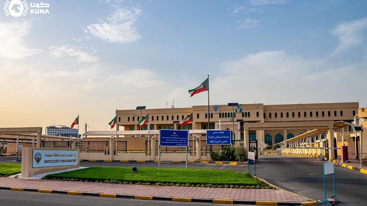 Kuwait power, water desalination plants damaged by Iranian attack: government