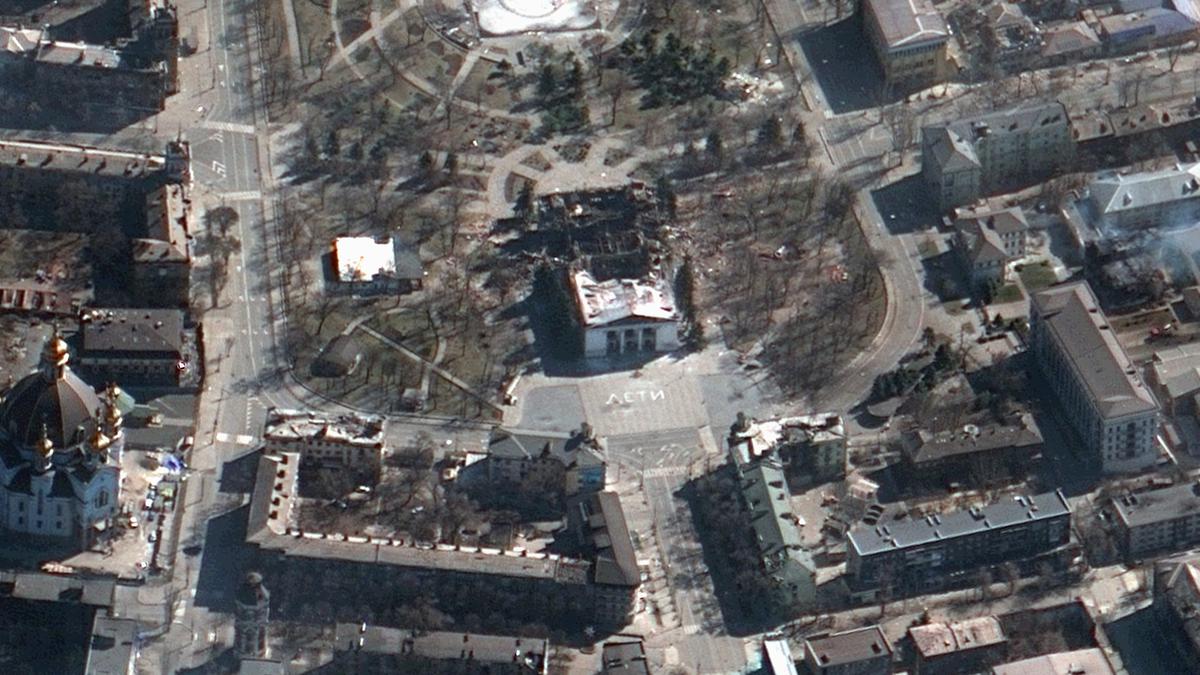 Ukraine reports 300 died in Russian airstrike on Mariupol theatre