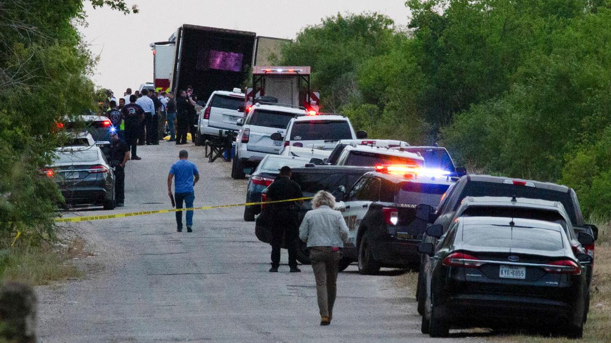 46 dead, 16 hospitalised after trailer of migrants found in Texas