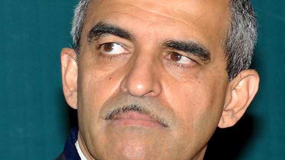 Indianorigin Srikant Datar named Dean of Harvard Business School The