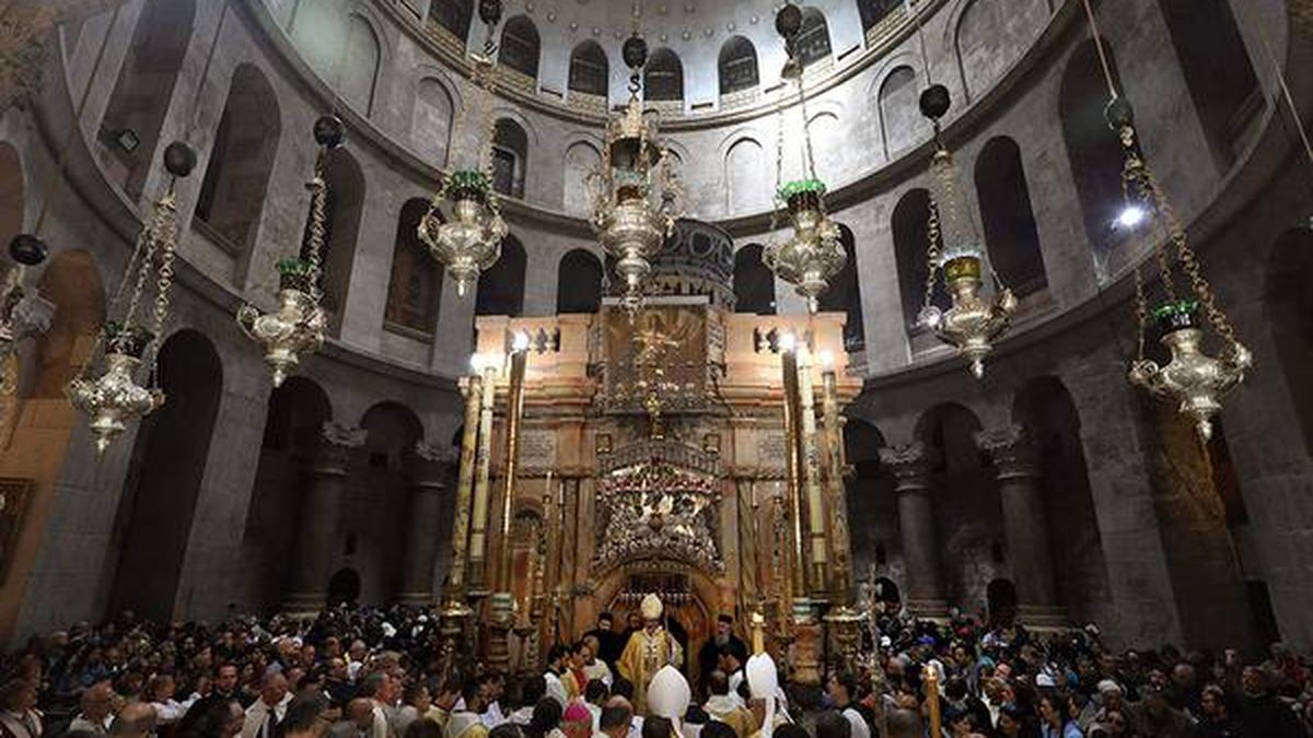 Easter marked at Holy Sepulchre