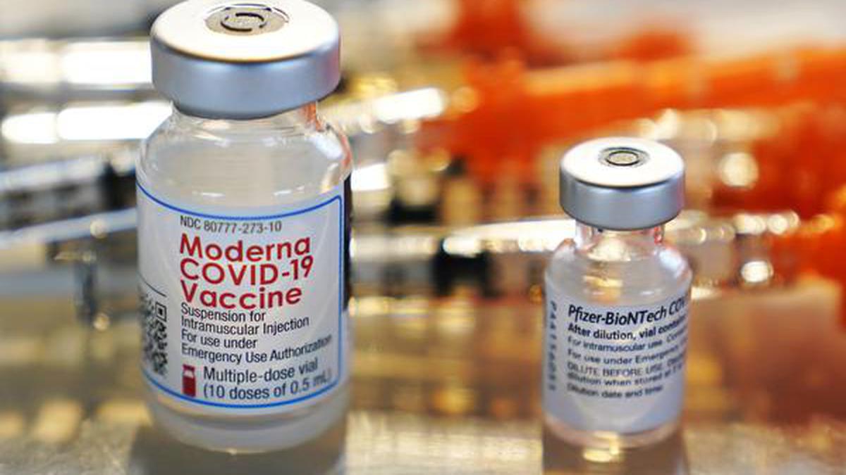 U.S. FDA authorises 'mix and match' COVID-19 vaccine; backs Moderna, J&J boosters