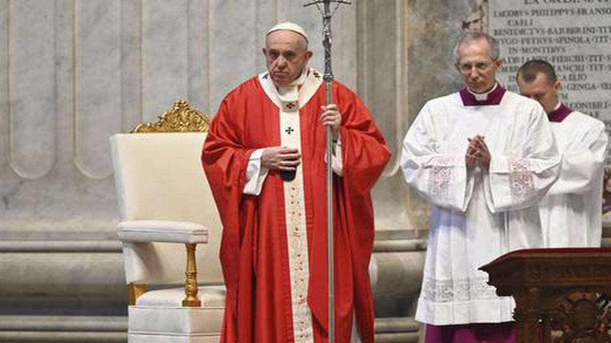 Pope Francis opens Holy Week amid pandemic; says now is the time to serve