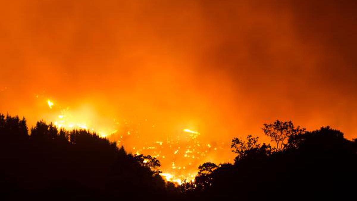 Spain deploys military against wildfire, evacuates 2,500