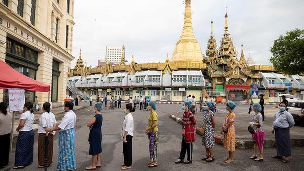 As Myanmar goes to polls, Suu Kyi is expected to win