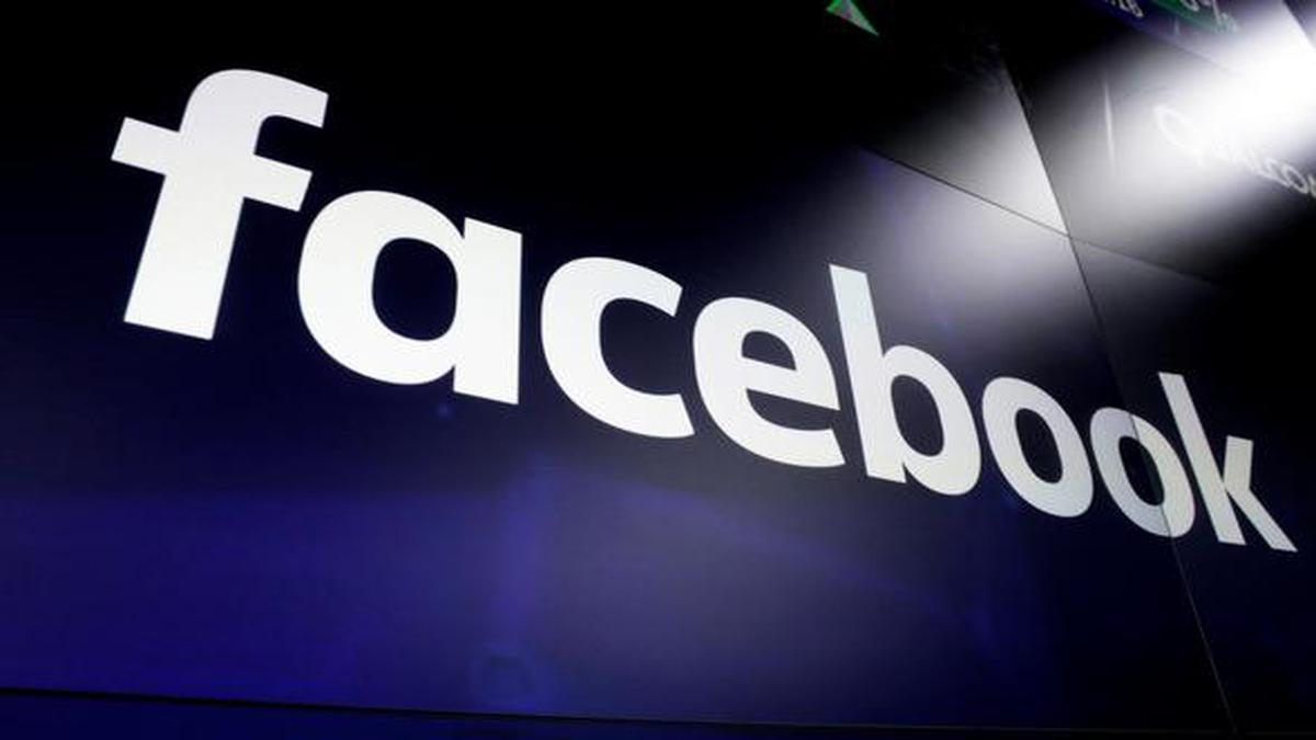 Facebook launches a news section, and will pay publishers