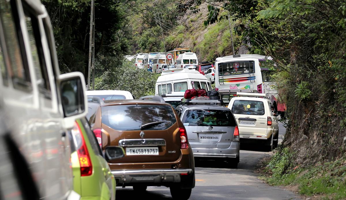 Tourist numbers in Kerala’s Western Ghats far exceed the carrying capacity of destinations and access roads. The photo shows traffic congestion at Rajamala near Munnar in Idukki district. 