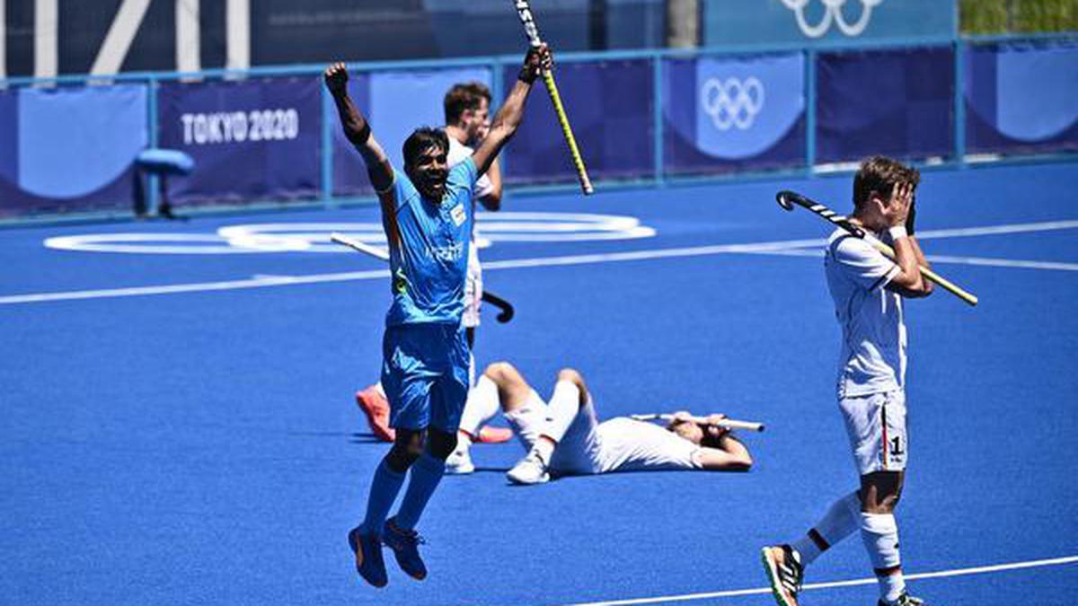 Top news of the day: Indian hockey ends 41-year wait for Olympic medal; Supreme Court says truth has to come out in Pegasus issue, and more