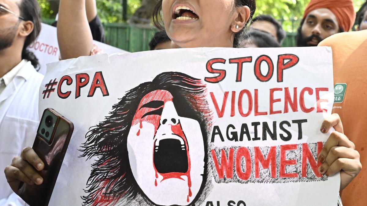 Mamata Banerjee failed to handle situation, should resign: Nirbhaya’s mother on Kolkata rape-murder